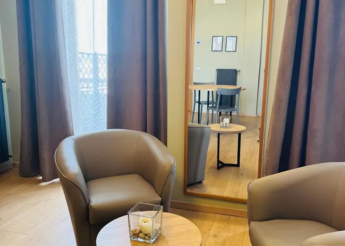 Manhattan & Guest house 4*