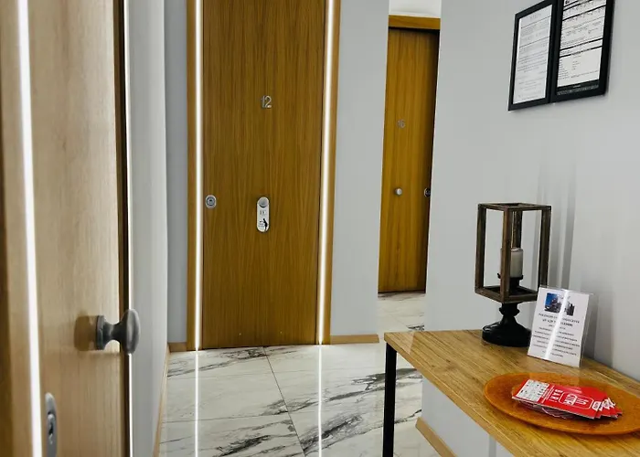 Manhattan & Guest house 4*