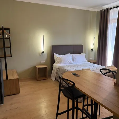 Manhattan & Gæstehus 4*